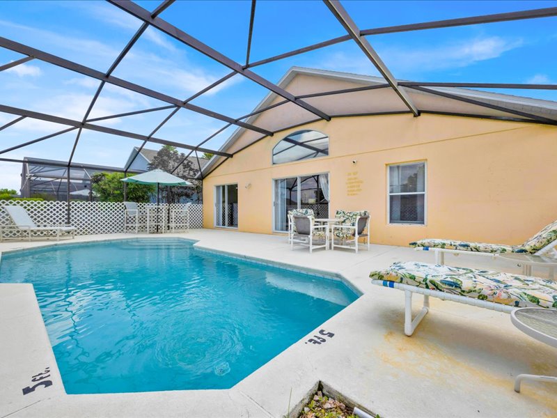 1113 Casterton Circle Davenport - Image 10
