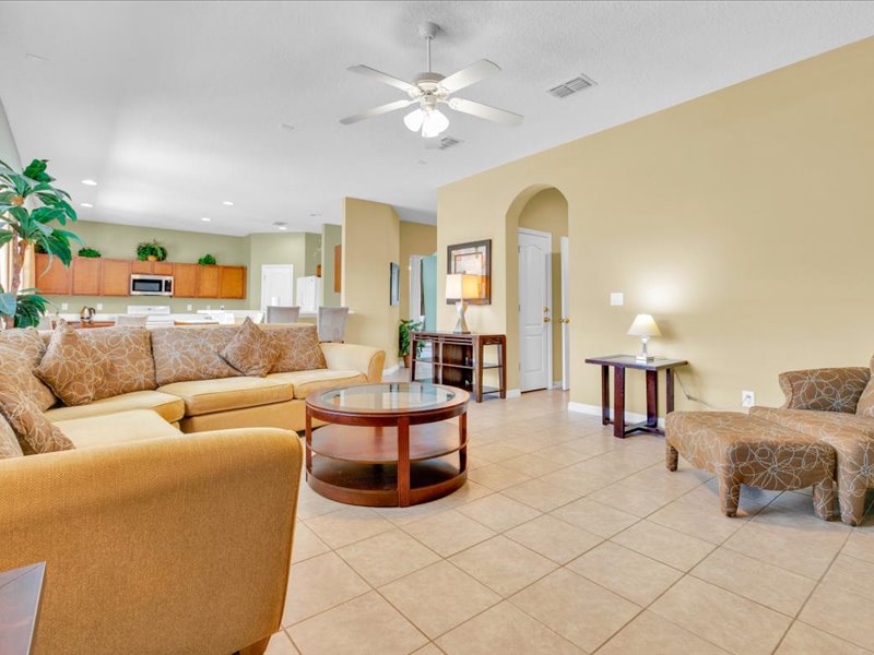 125 Norfolk Drive Davenport Florida 33896 - Image 9