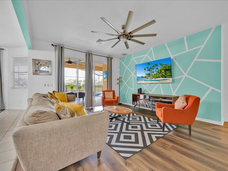 303 Plumoso Loop  Davenport Florida 33897