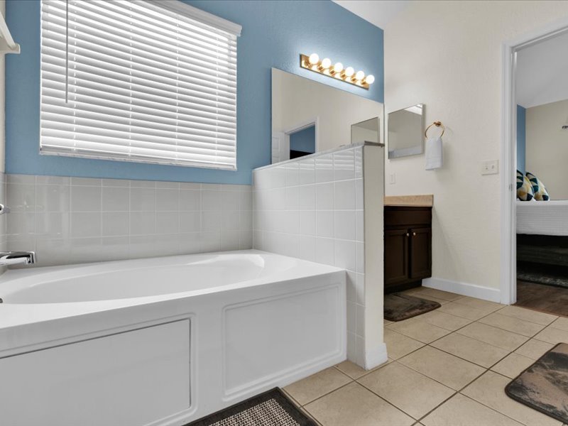 2590 Sand Hill Point Circle  Davenport Florida 33837 - Image 13