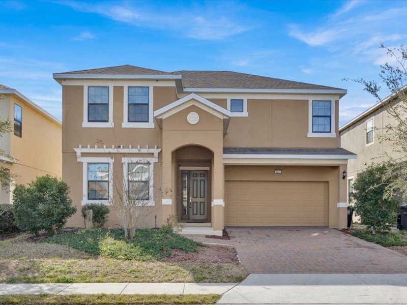 2324 Victoria Drive Davenport Florida 33837