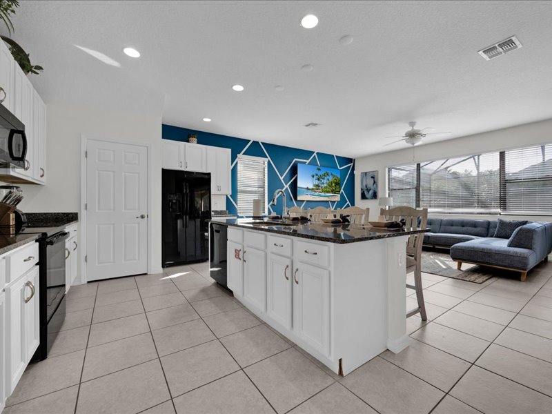 2324 Victoria Drive Davenport Florida 33837 - Image 5