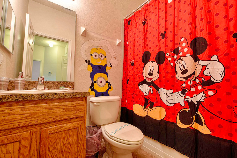 Oakwater Magic Stay Luxury 3BR Retreat - Image 11