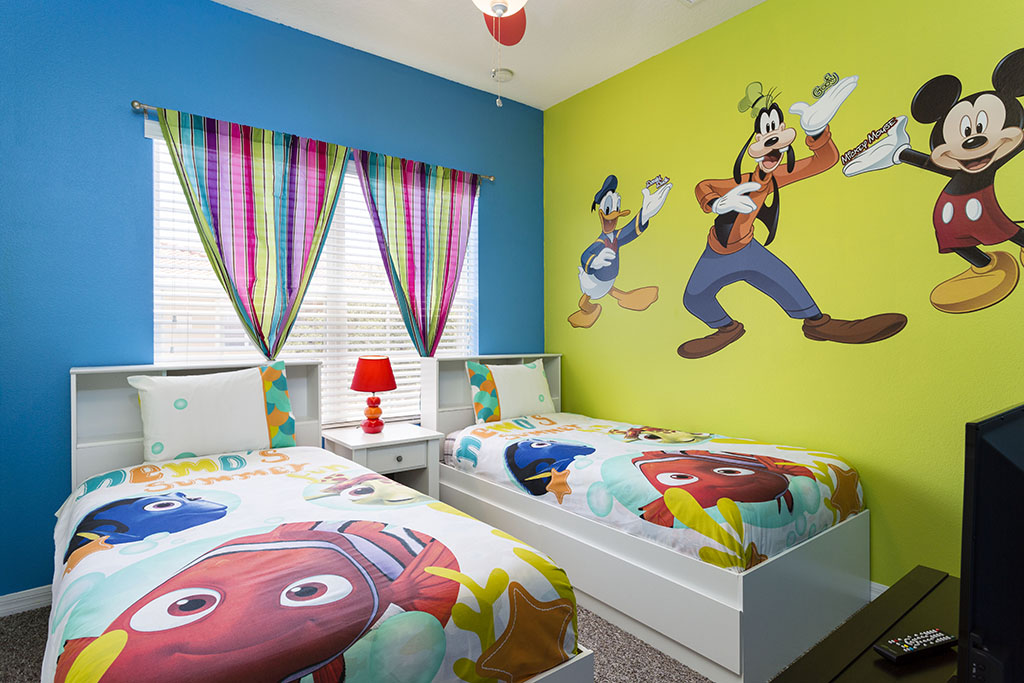 Cozy Disney Getaway 2BR 5 Mins to Parks - Image 7